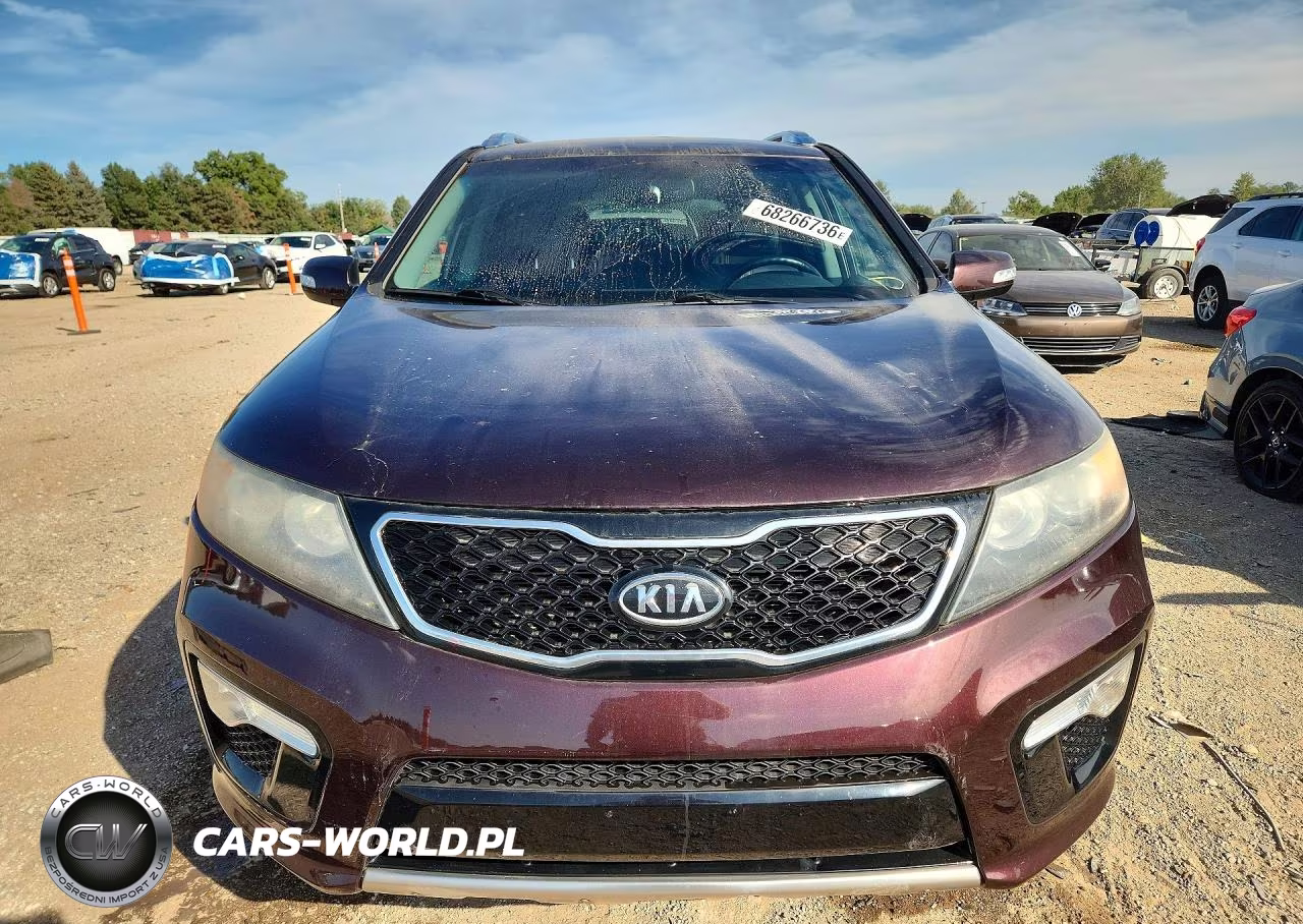 2011 Kia Sorento Sx VIN:5XYKWDA27BG121586 - 5
