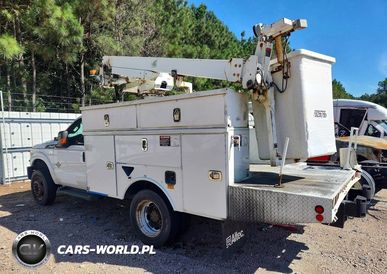 2015 Ford F450 Super Duty Bucket Truck VIN:1FDUF4GT5FEC59338 - 2