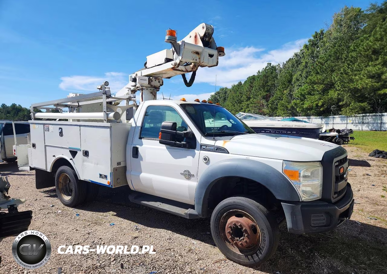 2015 Ford F450 Super Duty Bucket Truck VIN:1FDUF4GT5FEC59338 - 4
