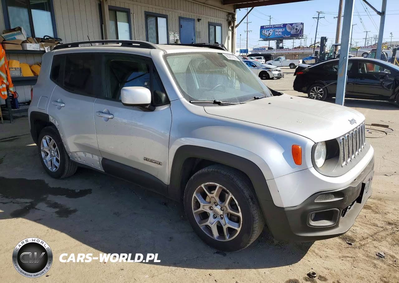 2016 Jeep Renegade Latitude VIN:ZACCJABT4GPD52834 - 4