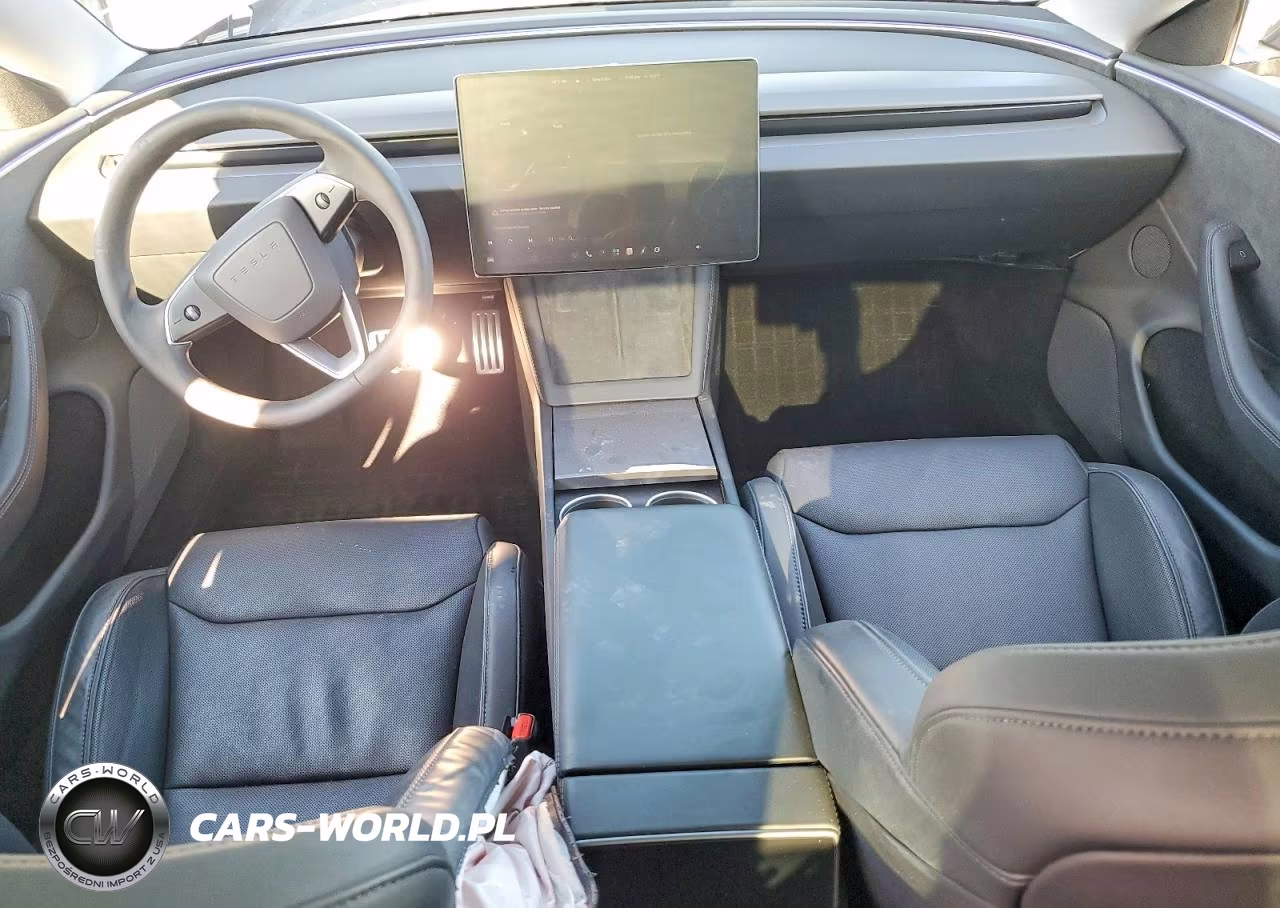 2024 Tesla Model 3 VIN:5YJ3E1ET7RF846826 - 8