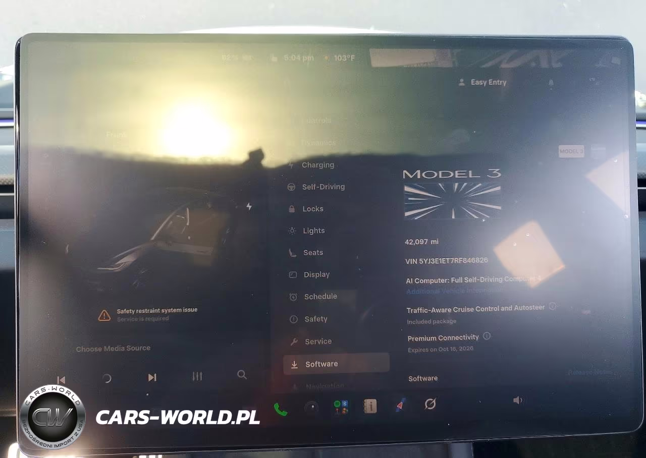 2024 Tesla Model 3 VIN:5YJ3E1ET7RF846826 - 9