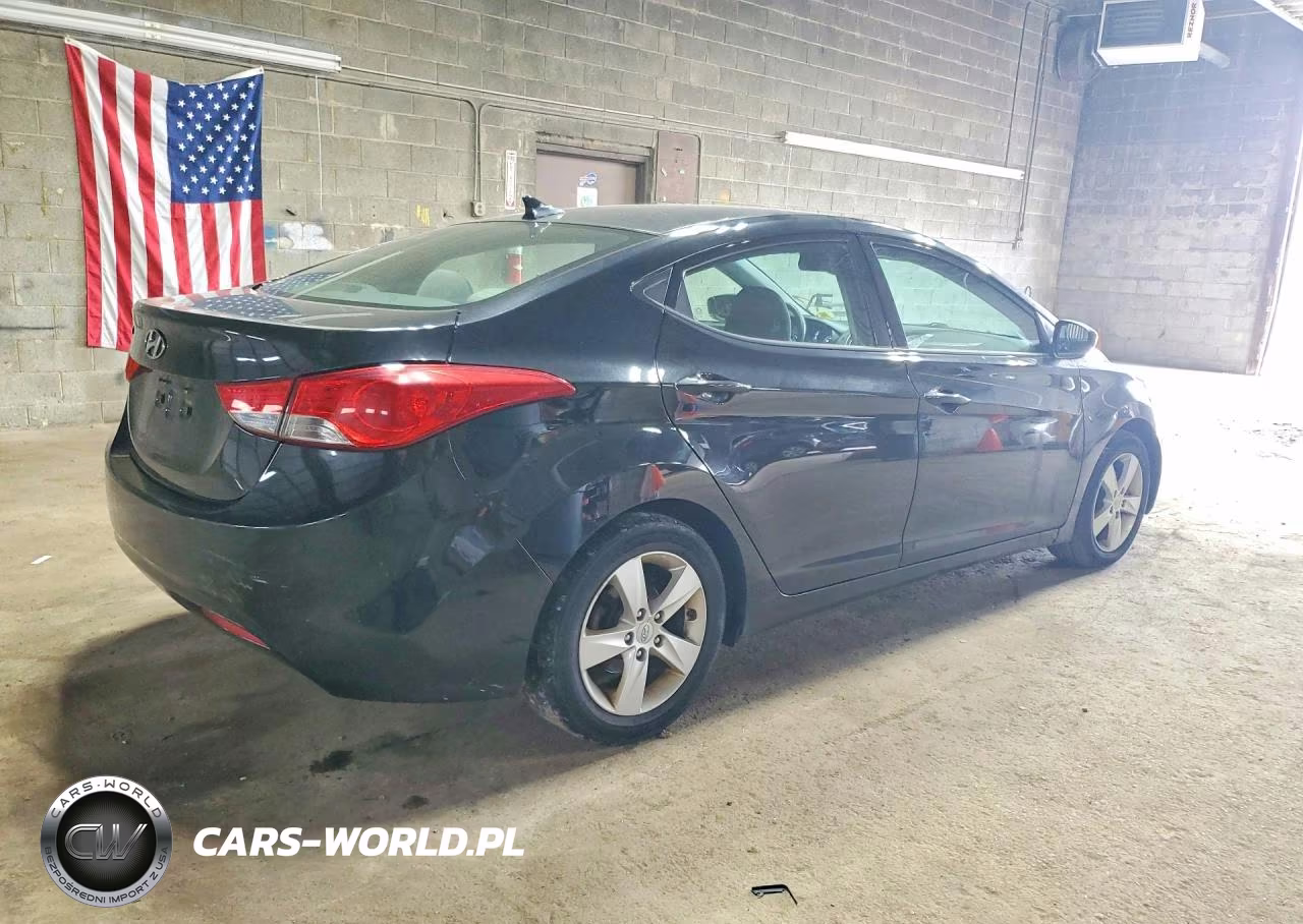 2013 Hyundai Elantra Gls VIN:5NPDH4AE8DH224380 - 3