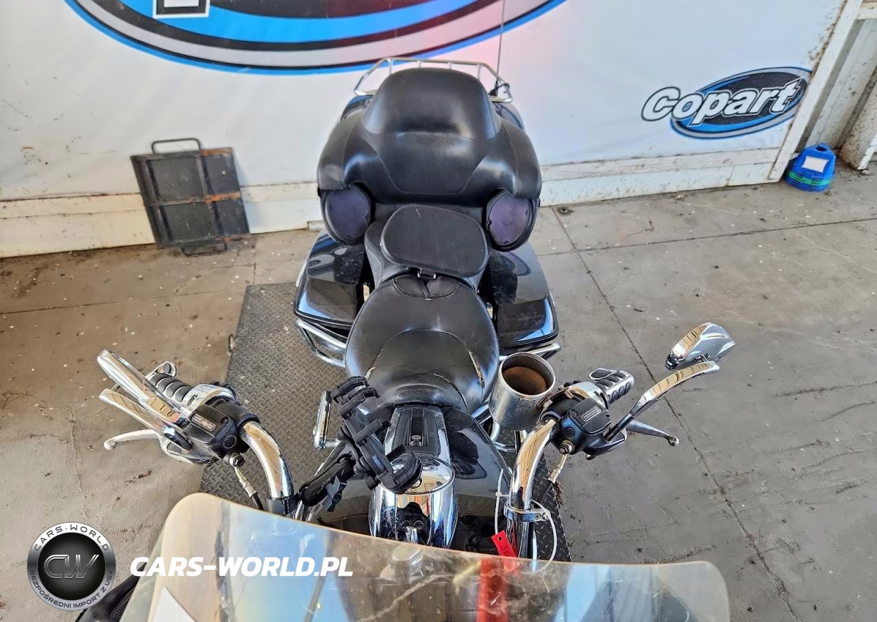2016 Harley-Davidson Fltru VIN:1HD1KGL19GB648042 - 5