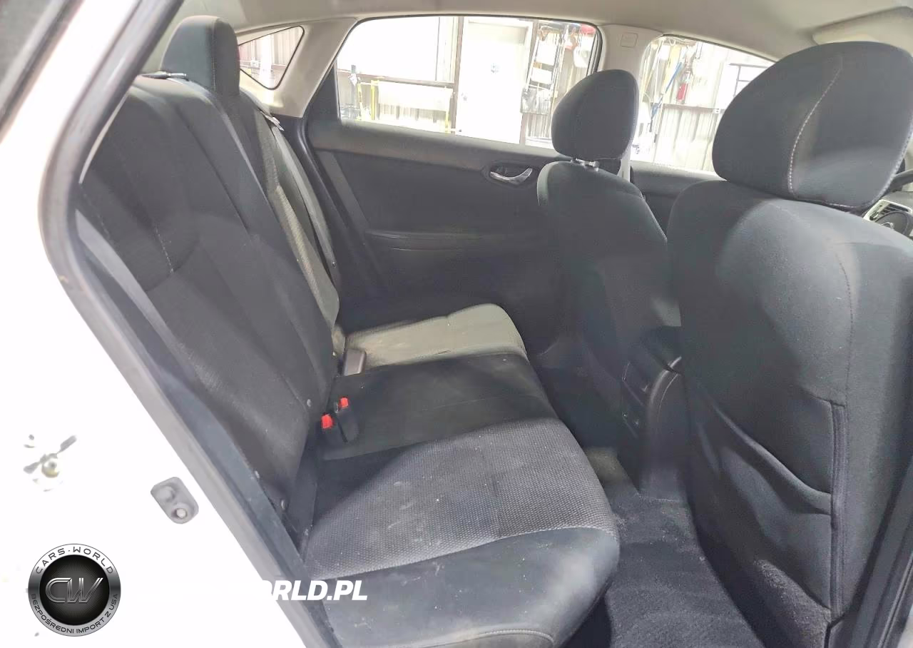 2018 Nissan Sentra VIN:3N1AB7AP7JY239039 - 10