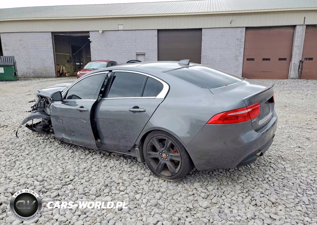 2018 Jaguar Xe Prestige VIN:SAJAK4FX0JCP31734 - 2