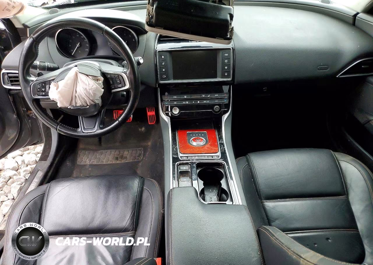 2018 Jaguar Xe Prestige VIN:SAJAK4FX0JCP31734 - 8