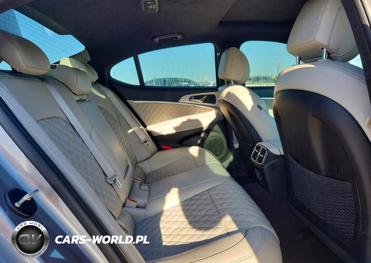 2023 Genesis G70 3.3T Standard VIN:KMTG54TE1PU128458 - 10