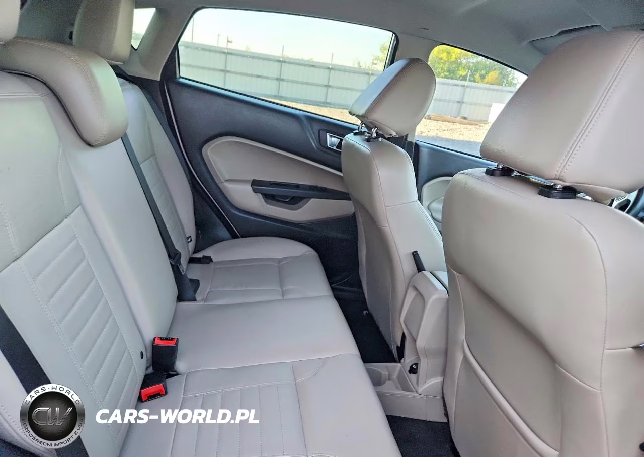 2014 Ford Fiesta Titanium VIN:3FADP4FJXEM114408 - 10