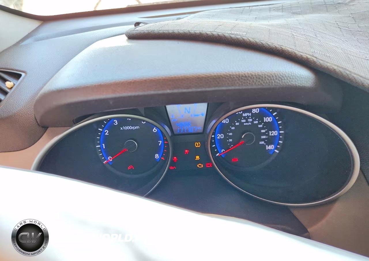 2012 Hyundai Tucson Gls VIN:KM8JUCAC9CU351467 - 9