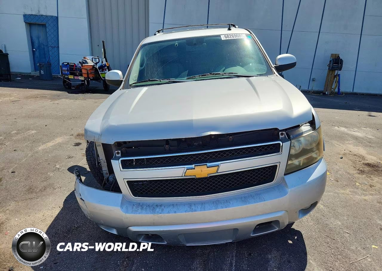 2011 Chevrolet Suburban K1500 Lt VIN:1GNSKJE35BR140515 - 5