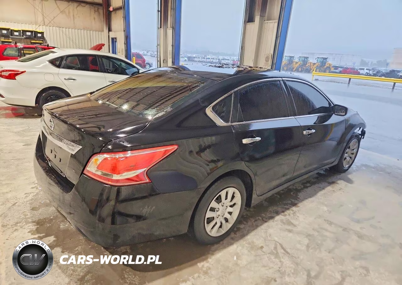 2015 Nissan Altima VIN:1N4AL3AP3FC125130 - 3
