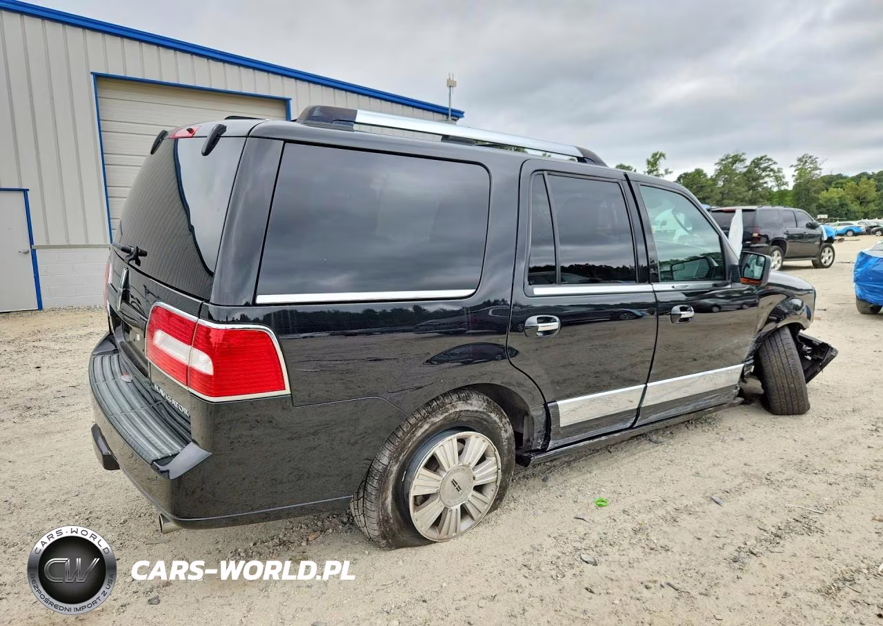 2013 Lincoln Navigator VIN:5LMJJ2H59DEL00134 - 3