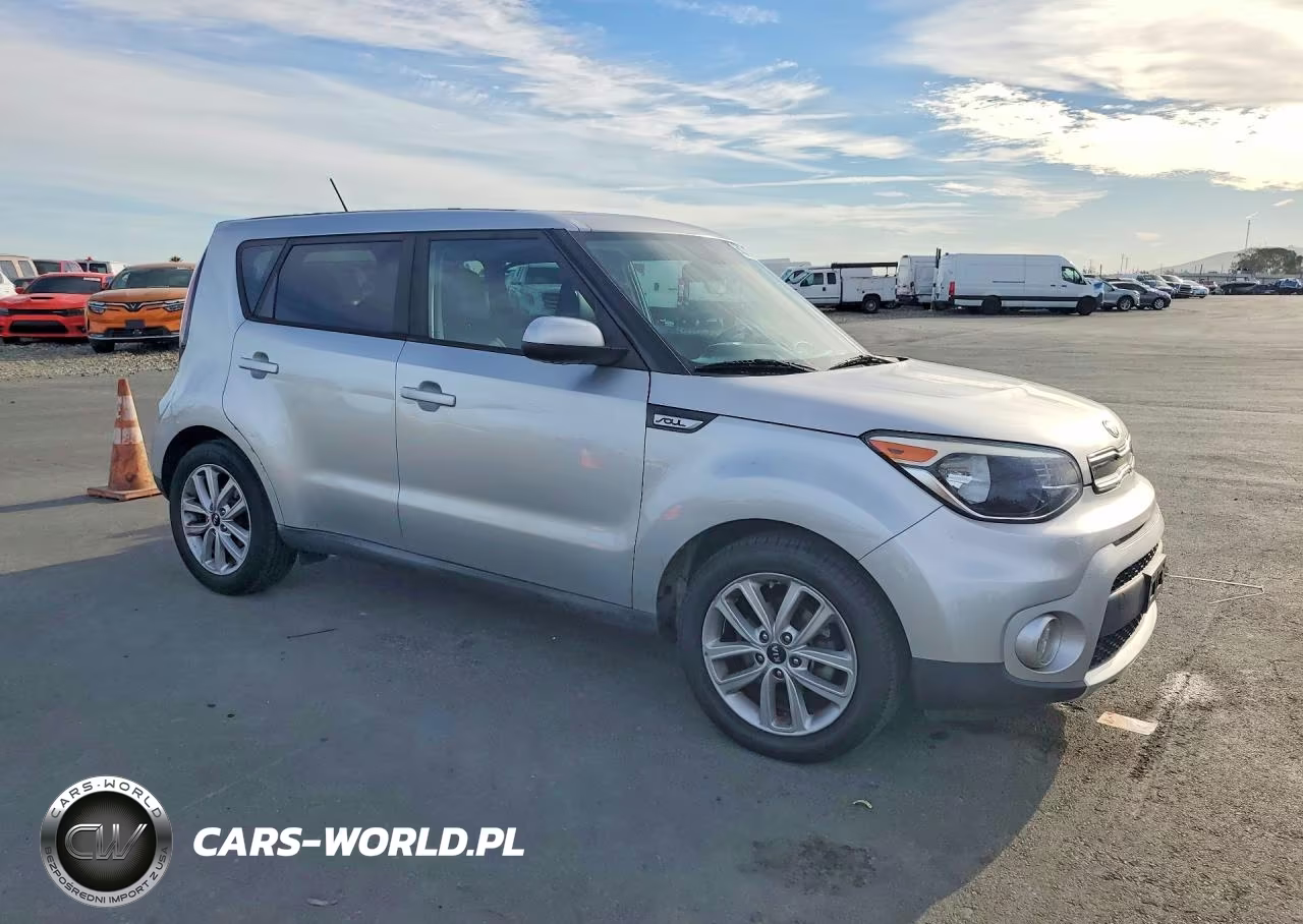 2017 Kia Soul + VIN:KNDJP3A52H7497809 - 4