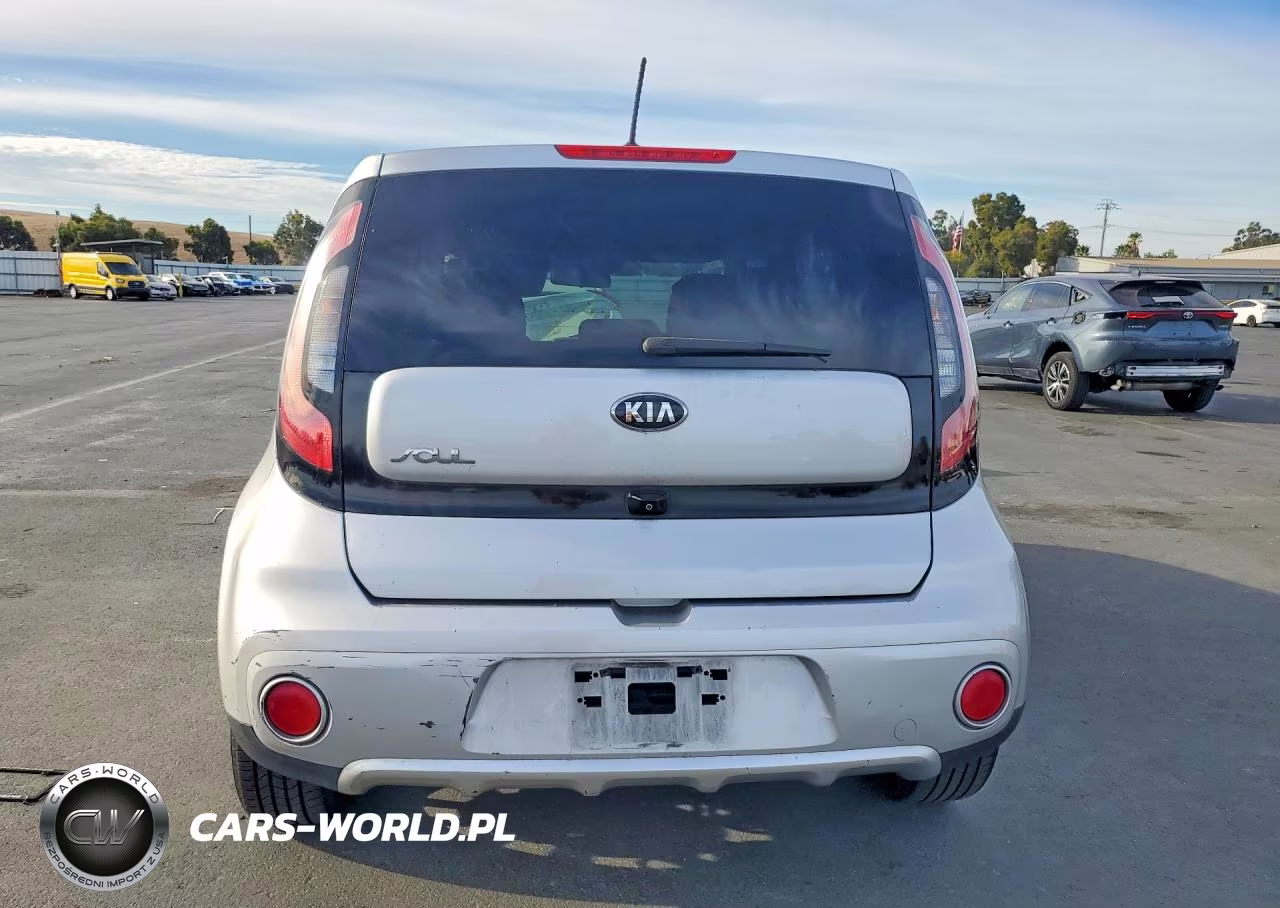 2017 Kia Soul + VIN:KNDJP3A52H7497809 - 6