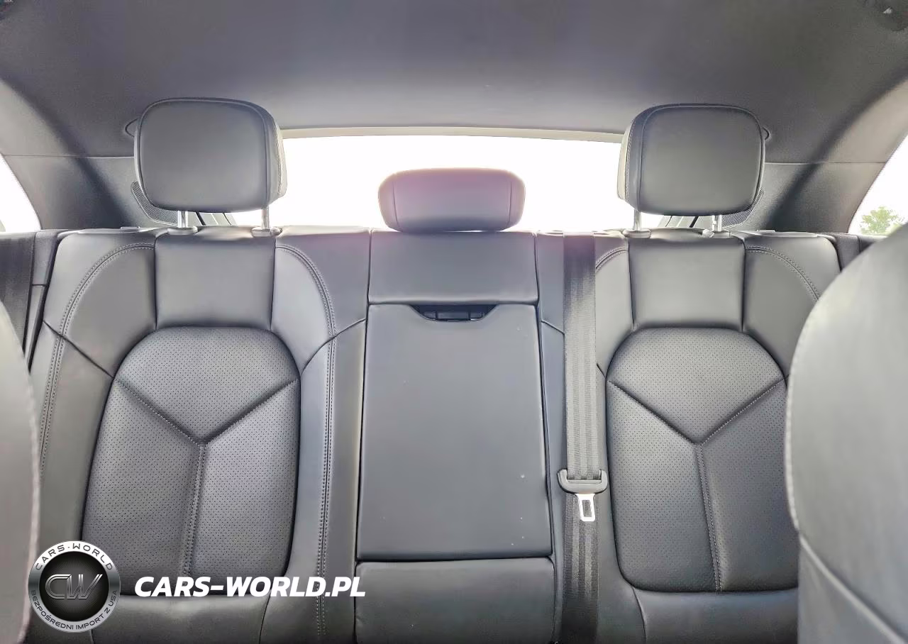 2020 Porsche Macan VIN:WP1AA2A54LLB10526 - 10