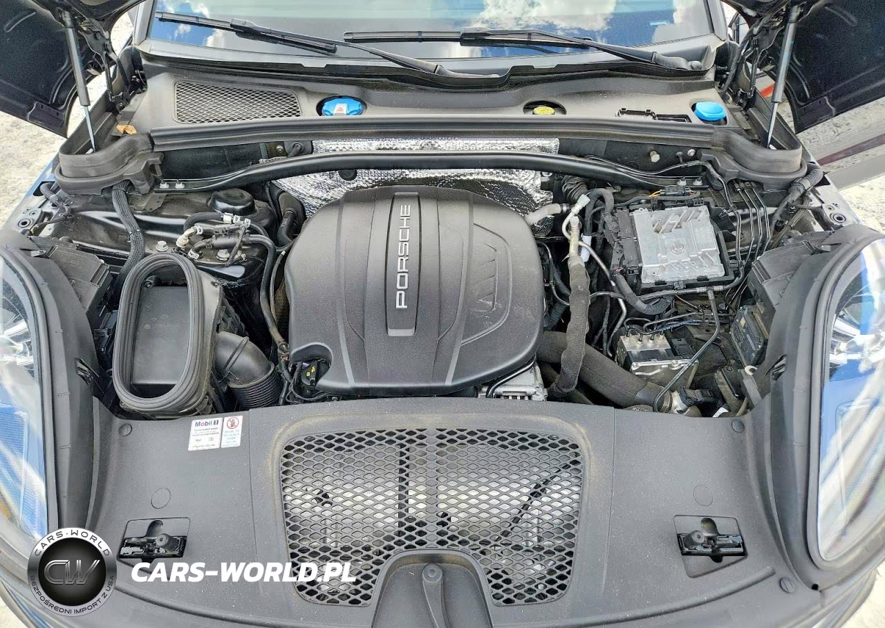 2020 Porsche Macan VIN:WP1AA2A54LLB10526 - 12