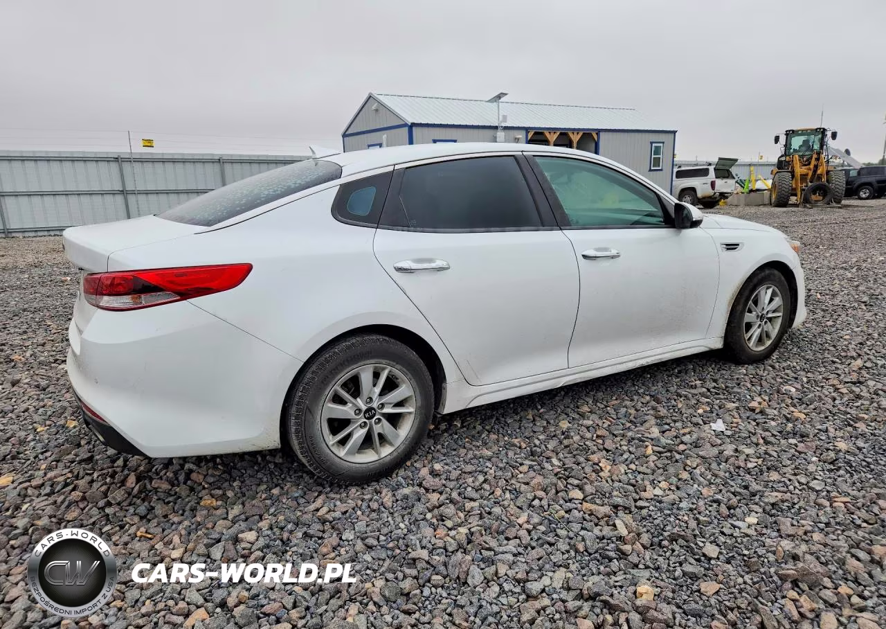 2017 Kia Optima Lx VIN:5XXGT4L38HG126975 - 3