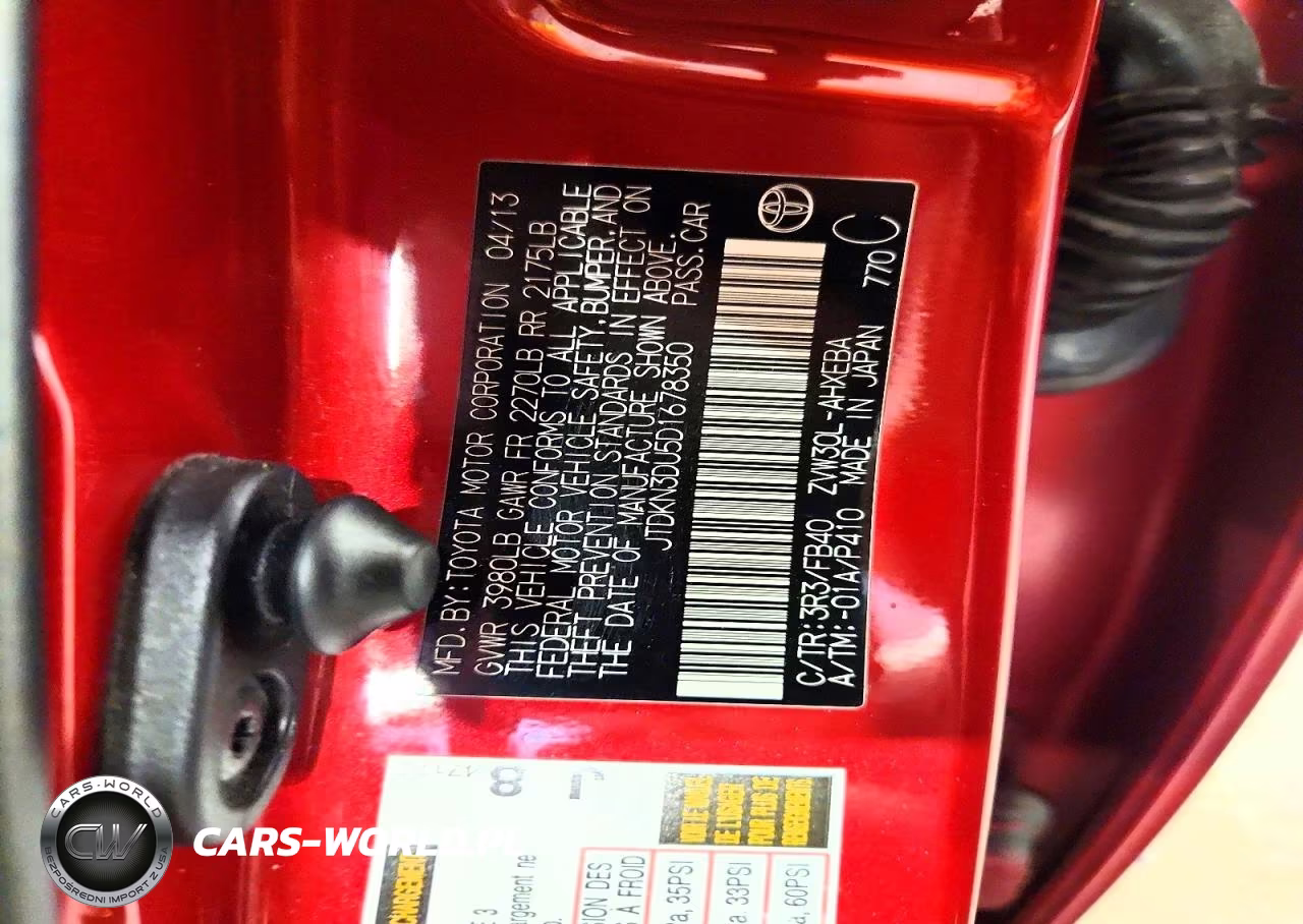 2013 Toyota Prius Two VIN:JTDKN3DU5D1678350 - 12