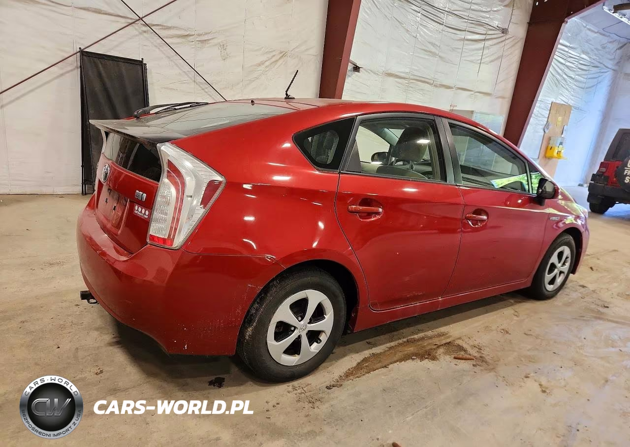 2013 Toyota Prius Two VIN:JTDKN3DU5D1678350 - 3