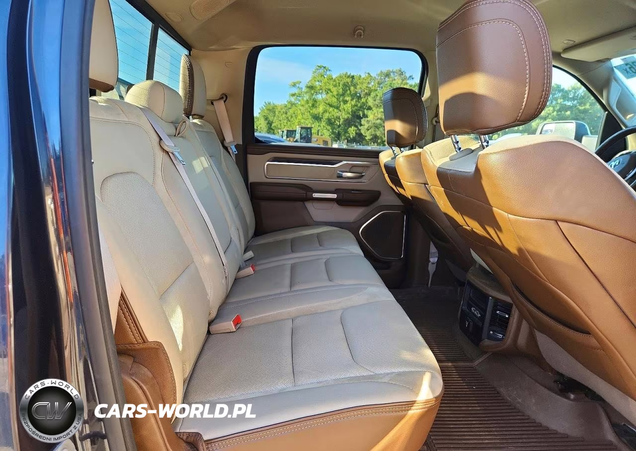 2019 Ram 1500 Laramie VIN:1C6SRFJT7KN820390 - 10