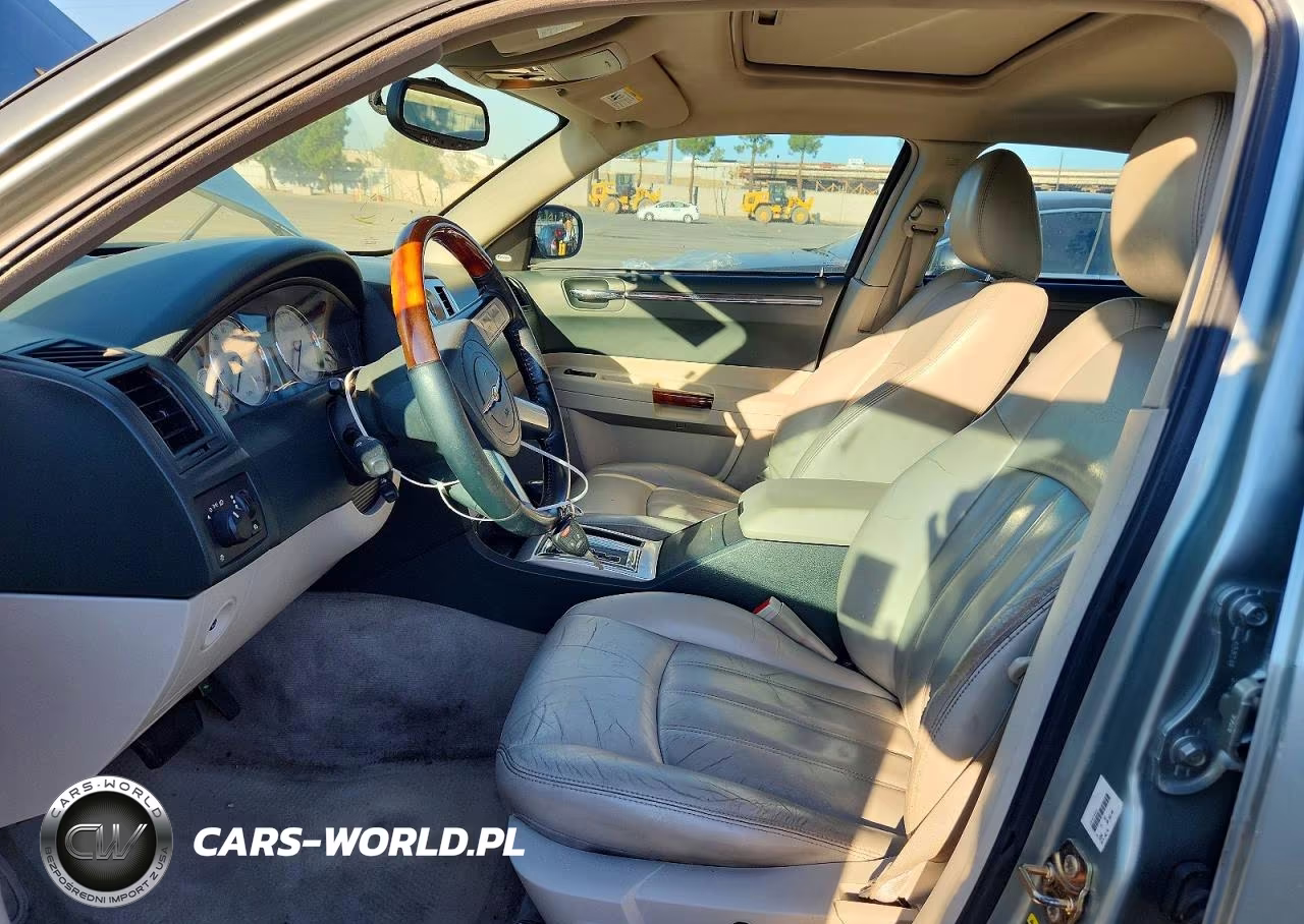 2005 Chrysler 300C VIN:2C3AA63H35H667495 - 7