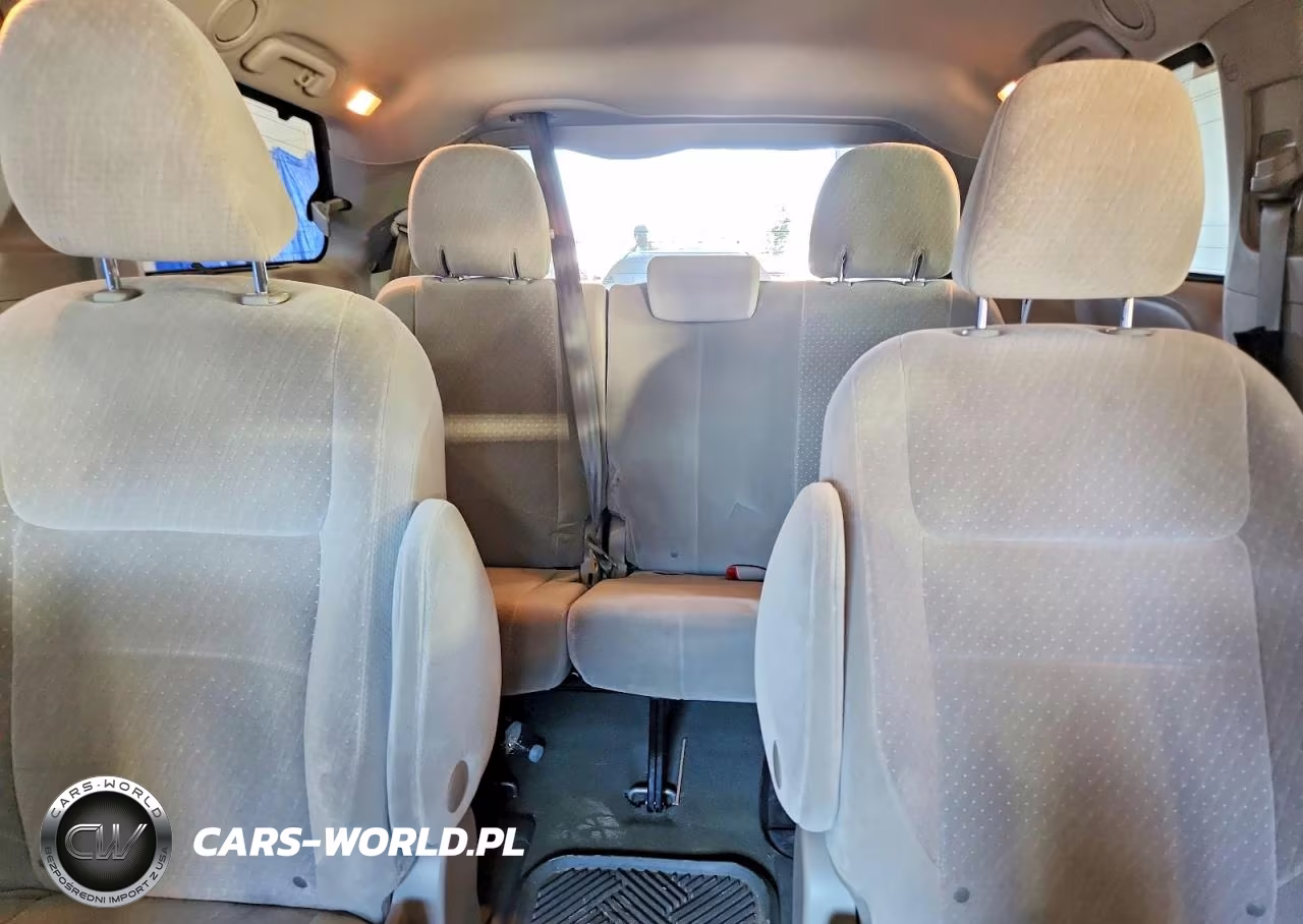 2015 Toyota Sienna Le VIN:5TDJK3DC5FS100654 - 10