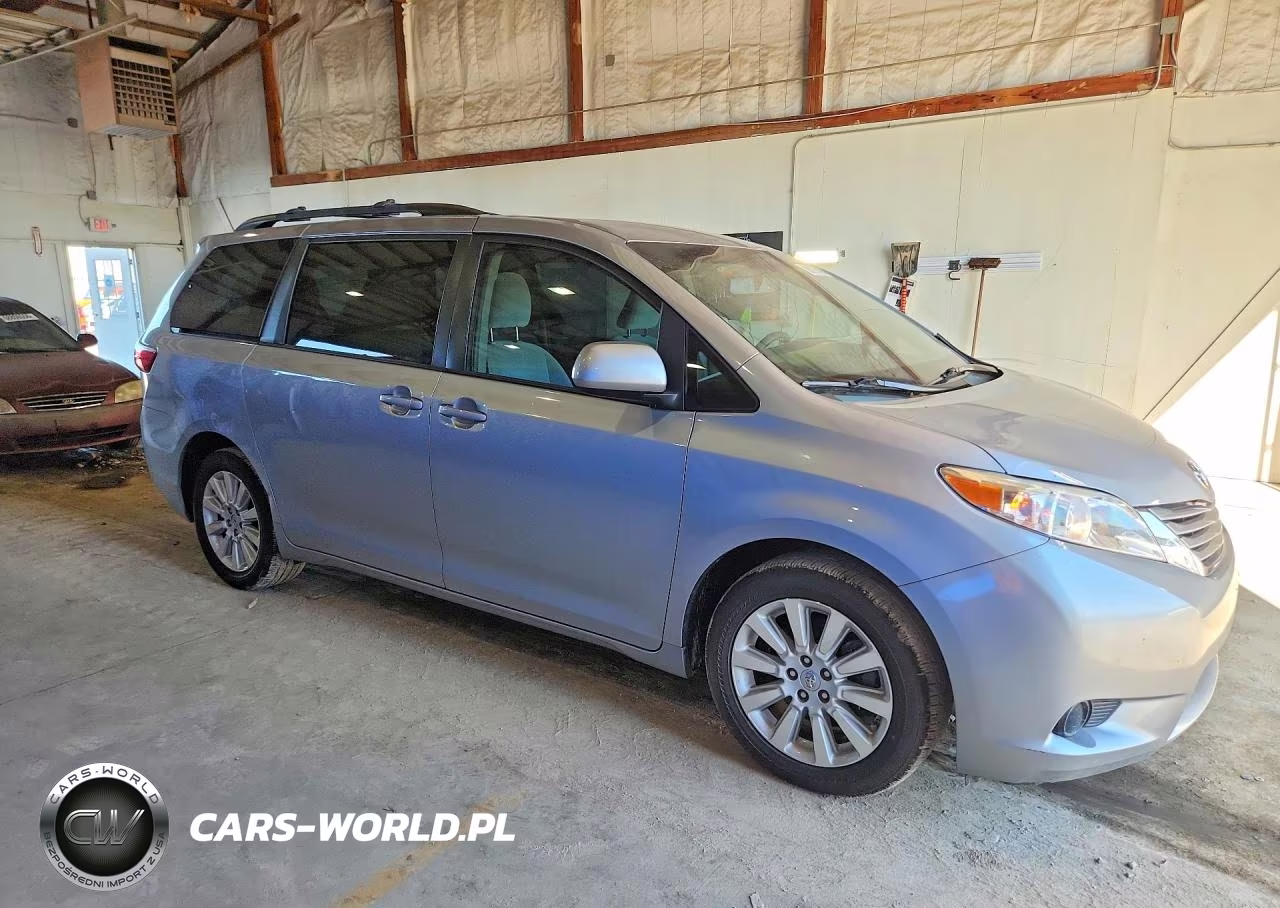 2015 Toyota Sienna Le VIN:5TDJK3DC5FS100654 - 4