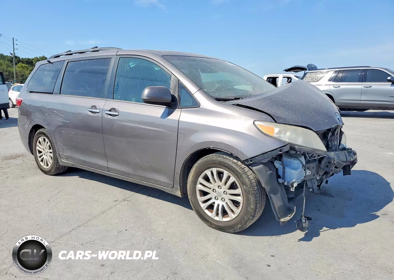 2015 Toyota Sienna Xle Premium 8-Passenger VIN:5TDYK3DCXFS572315 - 4