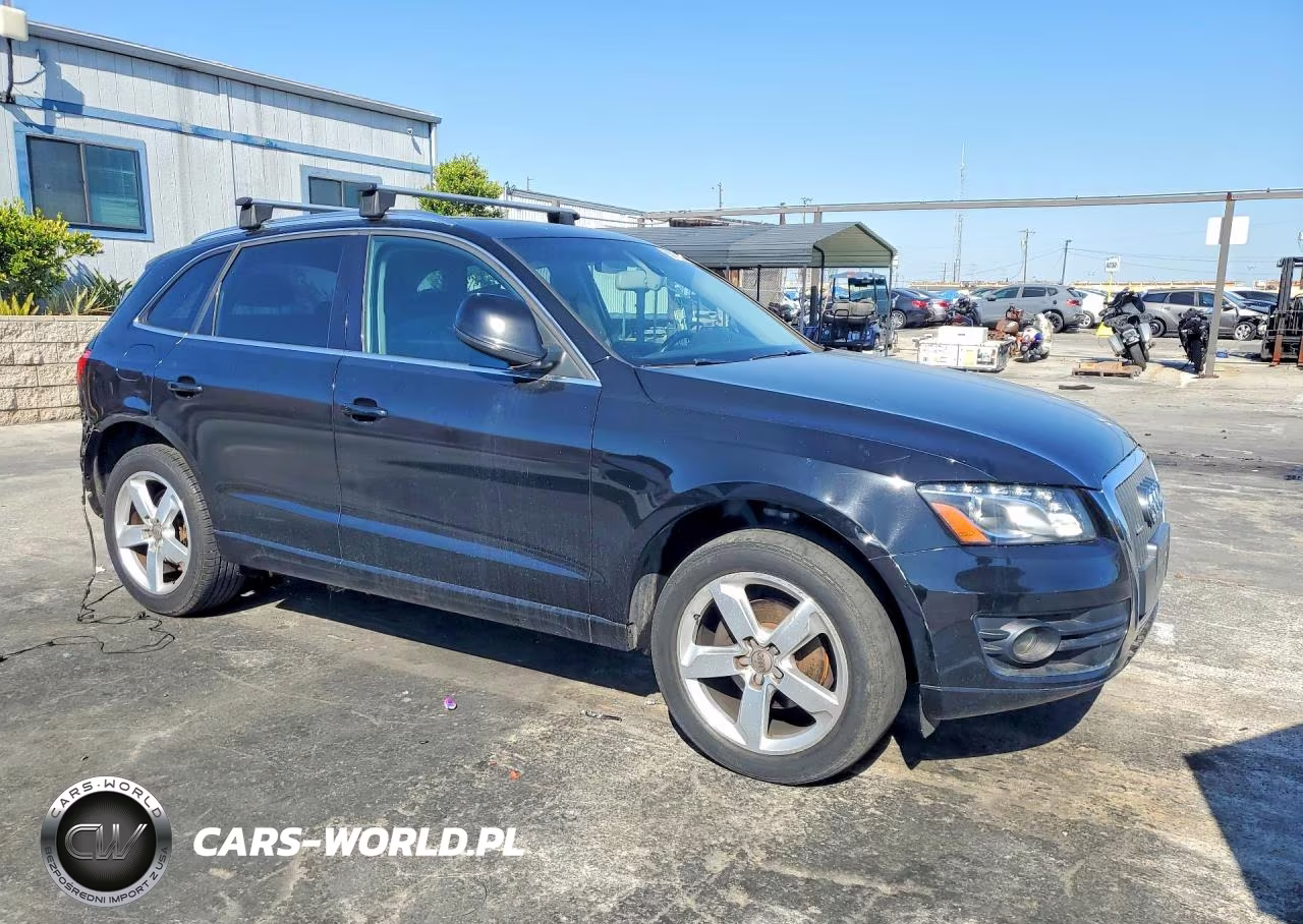 2011 Audi Q5 Premium Plus VIN:WA1LFAFP9BA032619 - 4