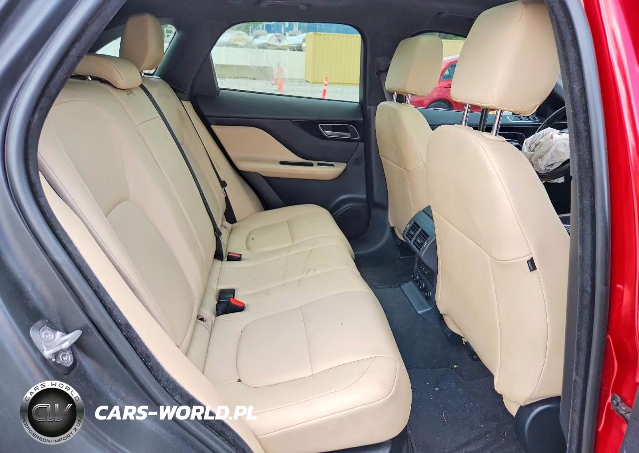 2019 Jaguar F-Pace Premium VIN:SADCJ2GX4KA368563 - 11