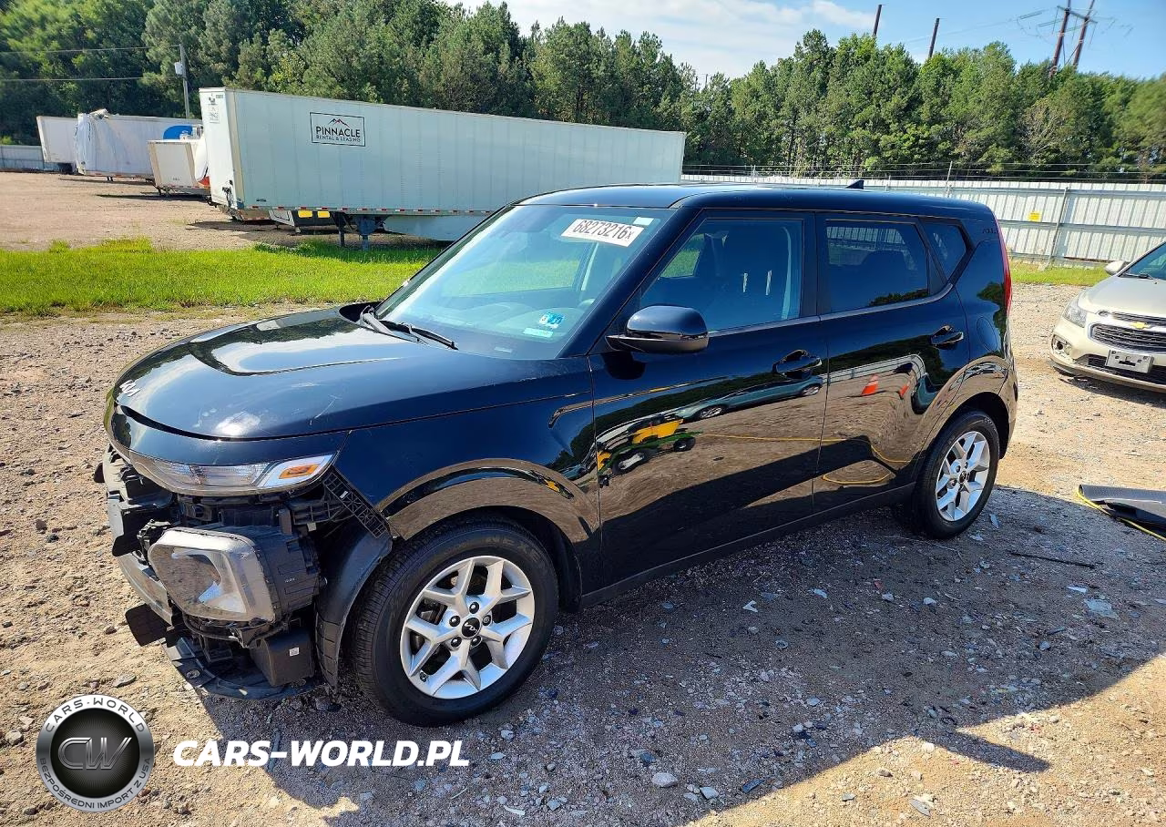 2022 Kia Soul Lx