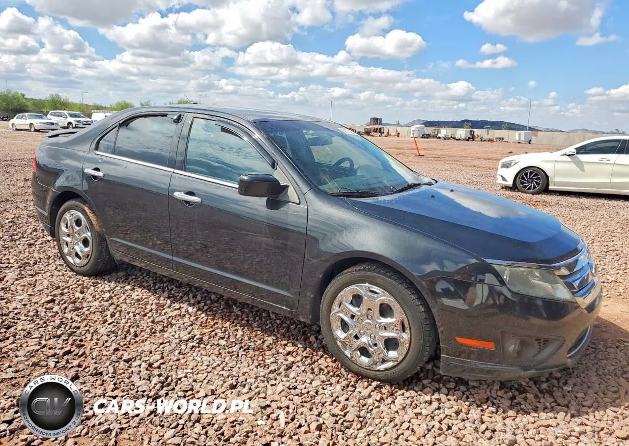 2011 Ford Fusion Se VIN:3FAHP0HA8BR203335 - 4