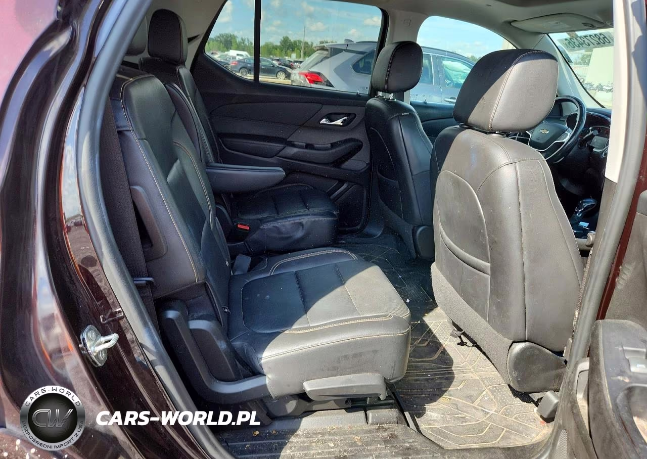 2021 Chevrolet Traverse Premier VIN:1GNEVKKW4MJ137759 - 11