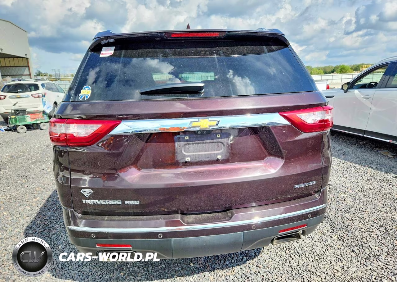 2021 Chevrolet Traverse Premier VIN:1GNEVKKW4MJ137759 - 6