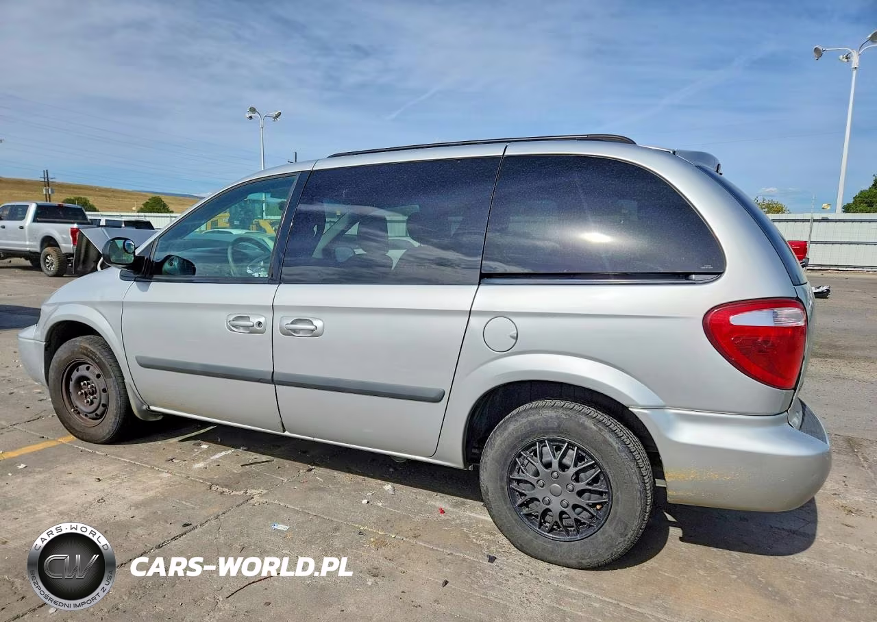 2007 Chrysler Town & Country Lx VIN:1A4GJ45R97B263588 - 2