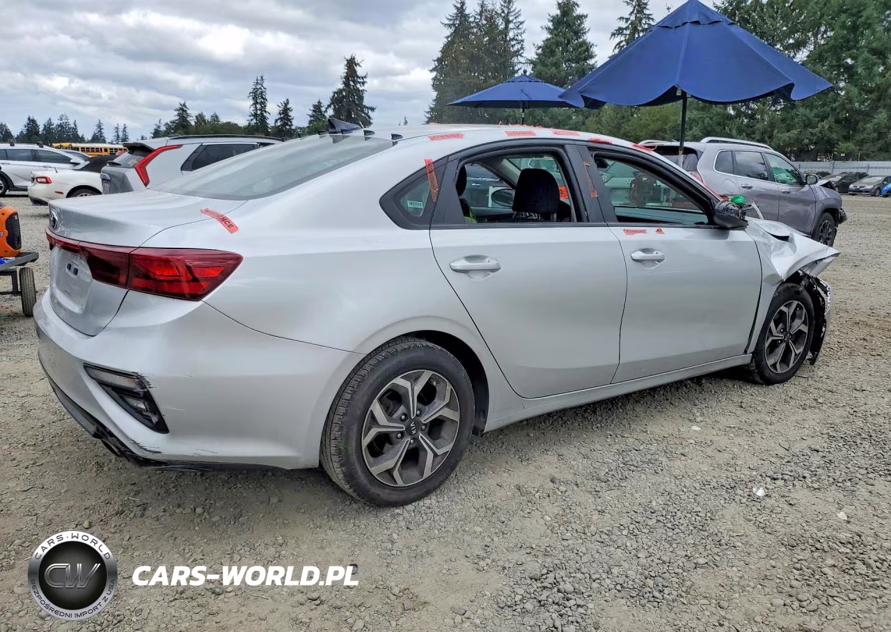 2021 Kia Forte Lxs VIN:3KPF24AD0ME309915 - 3