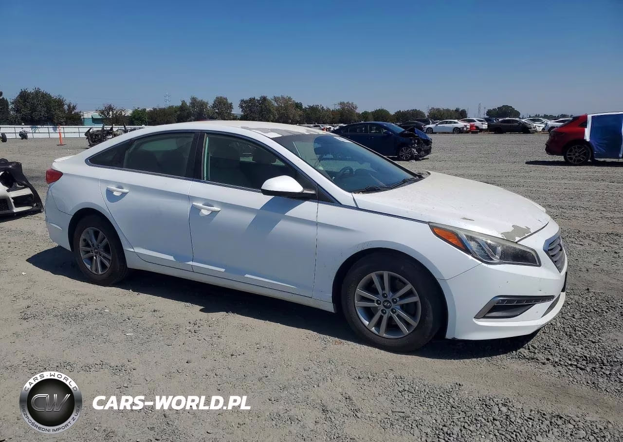 2015 Hyundai Sonata Se VIN:5NPE24AF5FH221180 - 4