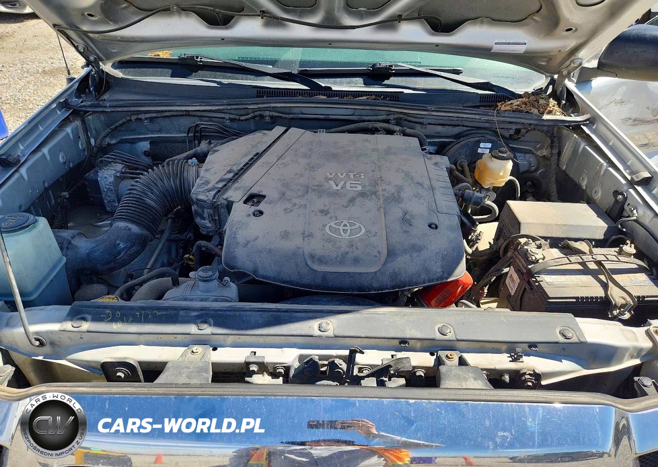 2010 Toyota Tacoma V6 VIN:3TMLU4EN3AM042058 - 11