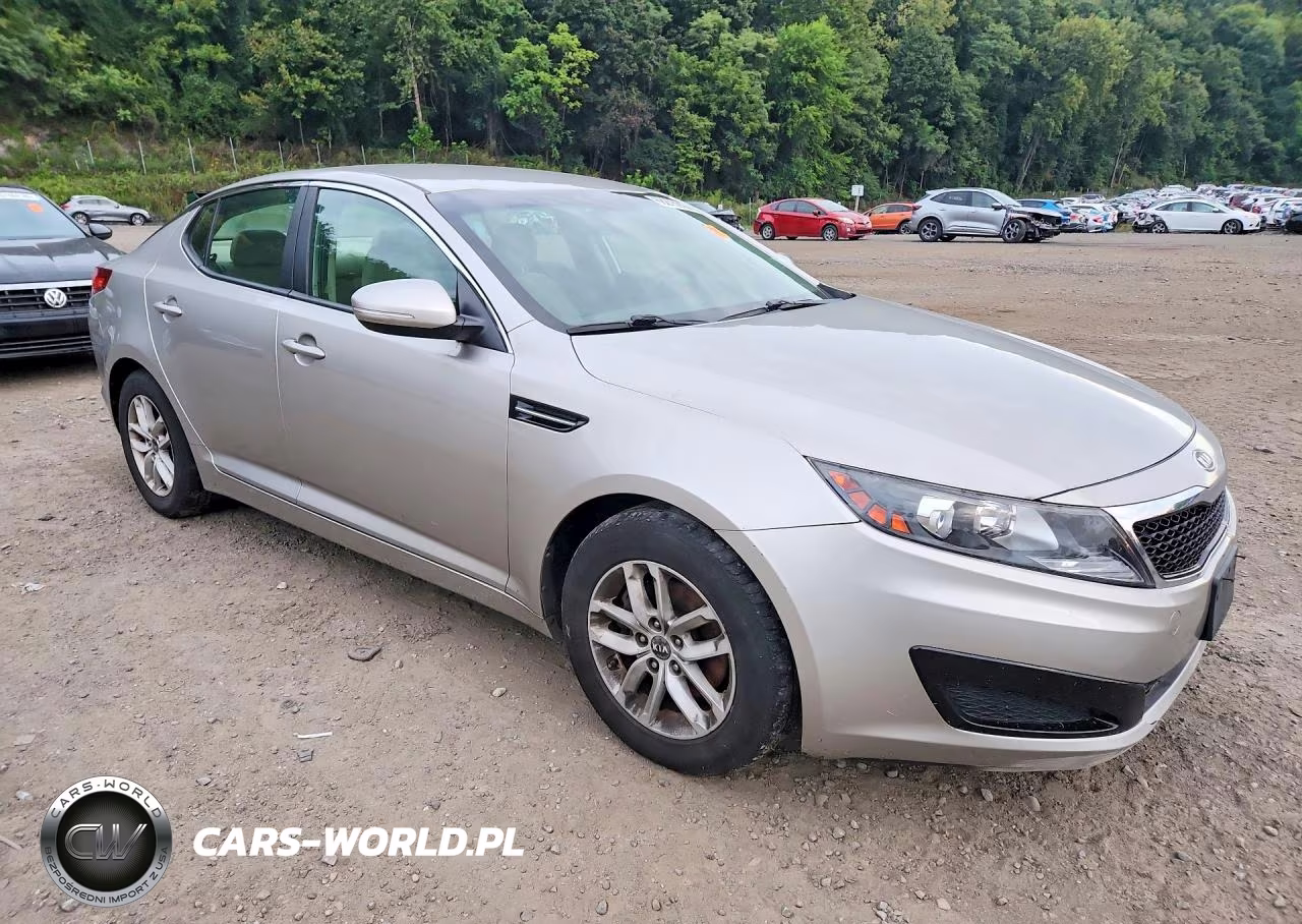 2011 Kia Optima Lx VIN:KNAGM4A73B5173388 - 4
