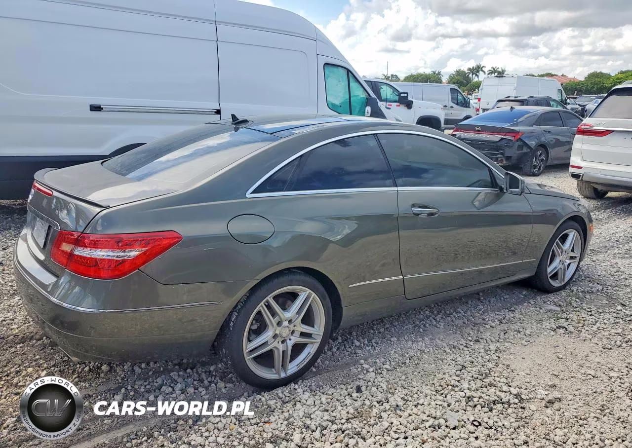 2013 Mercedes-Benz E 350 VIN:WDDKJ5KB5DF188458 - 3