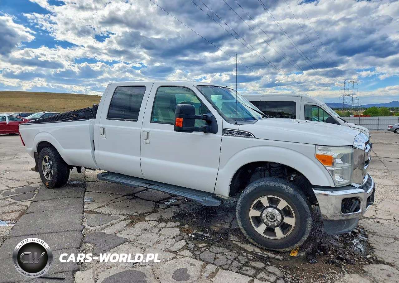 2015 Ford F250 Super Duty VIN:1FT7W2B6XFEB47853 - 4