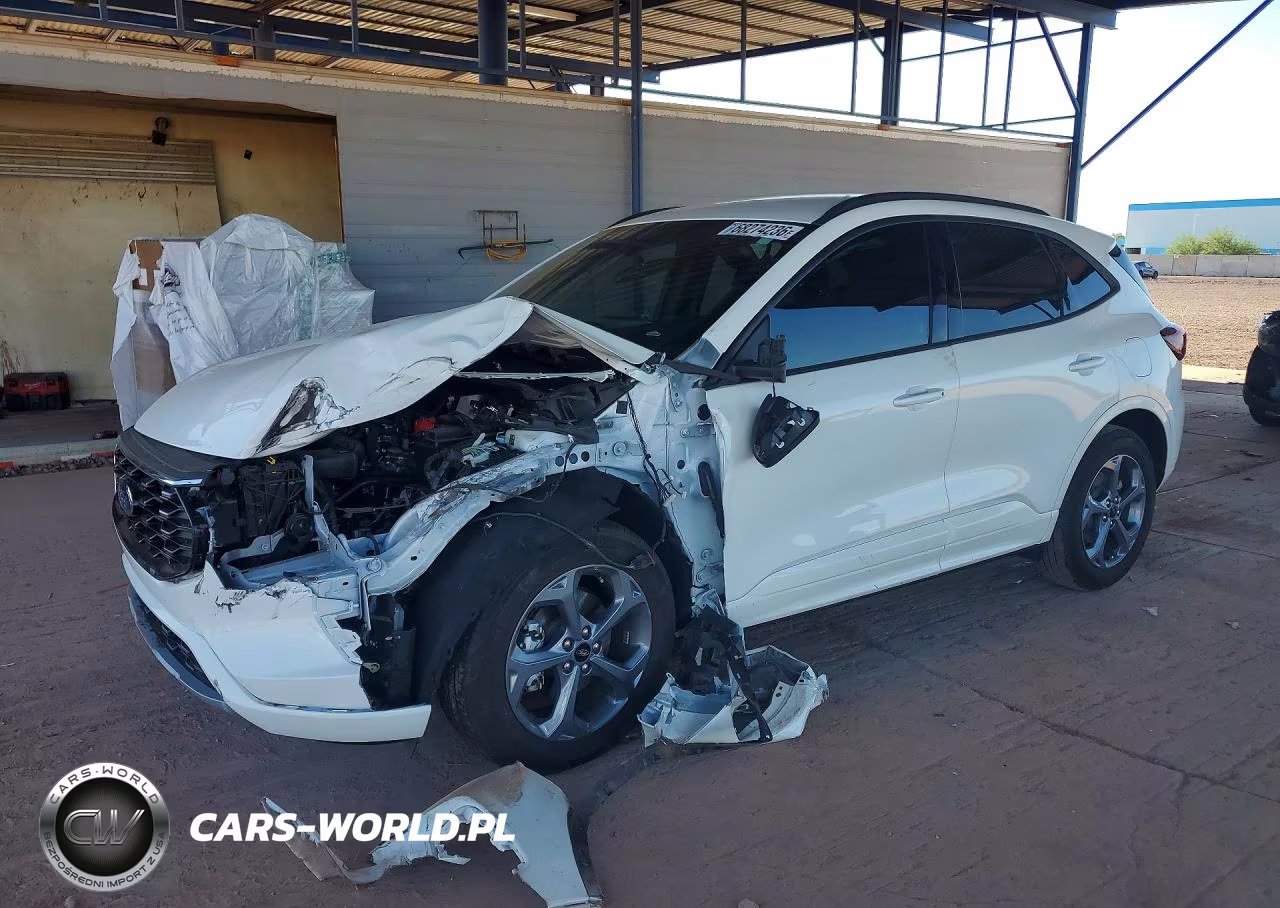 2023 Ford Escape St Line – zdjęcie 1 z 13