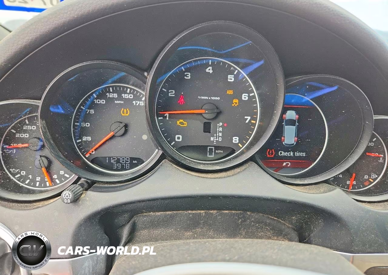 2016 Porsche Cayenne VIN:WP1AA2A24GKA08225 - 9