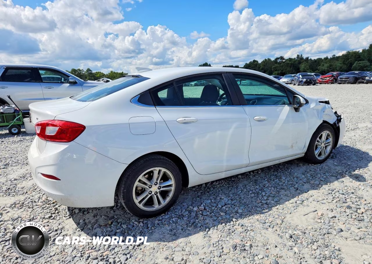 2016 Chevrolet Cruze Lt VIN:1G1BE5SM6G7281707 - 3
