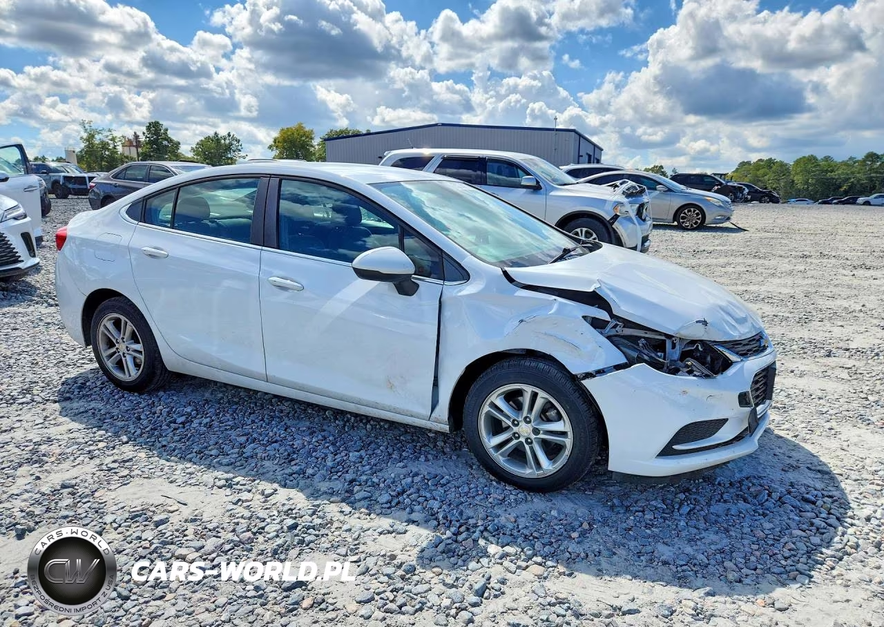 2016 Chevrolet Cruze Lt VIN:1G1BE5SM6G7281707 - 4