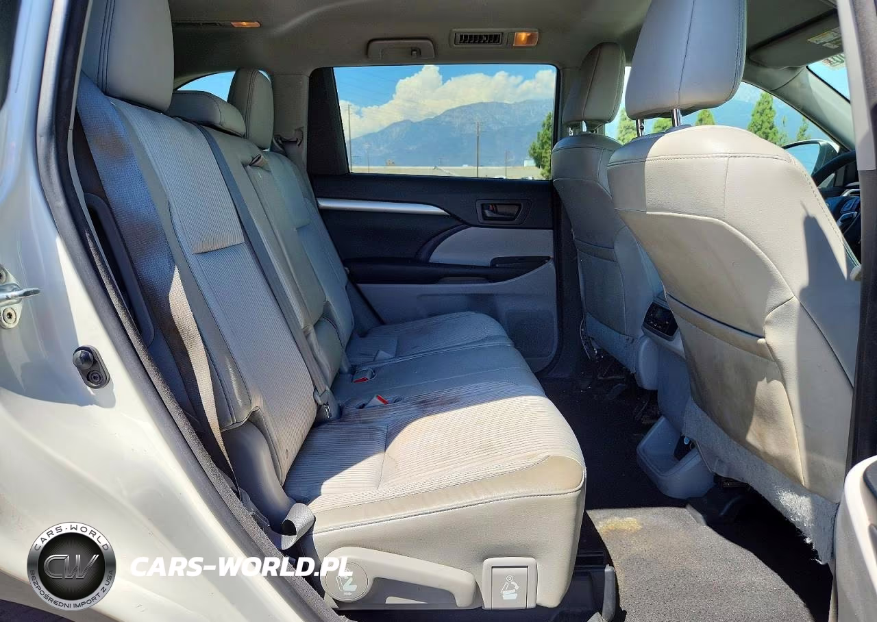 2015 Toyota Highlander Le Plus VIN:5TDZKRFH0FS117148 - 11
