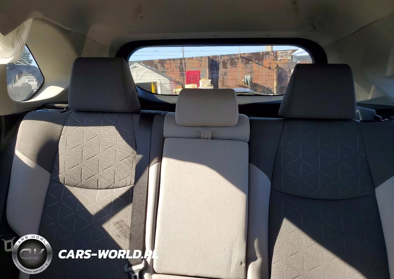 2021 Toyota Rav4 Xle VIN:2T3P1RFV9MC194131 - 10