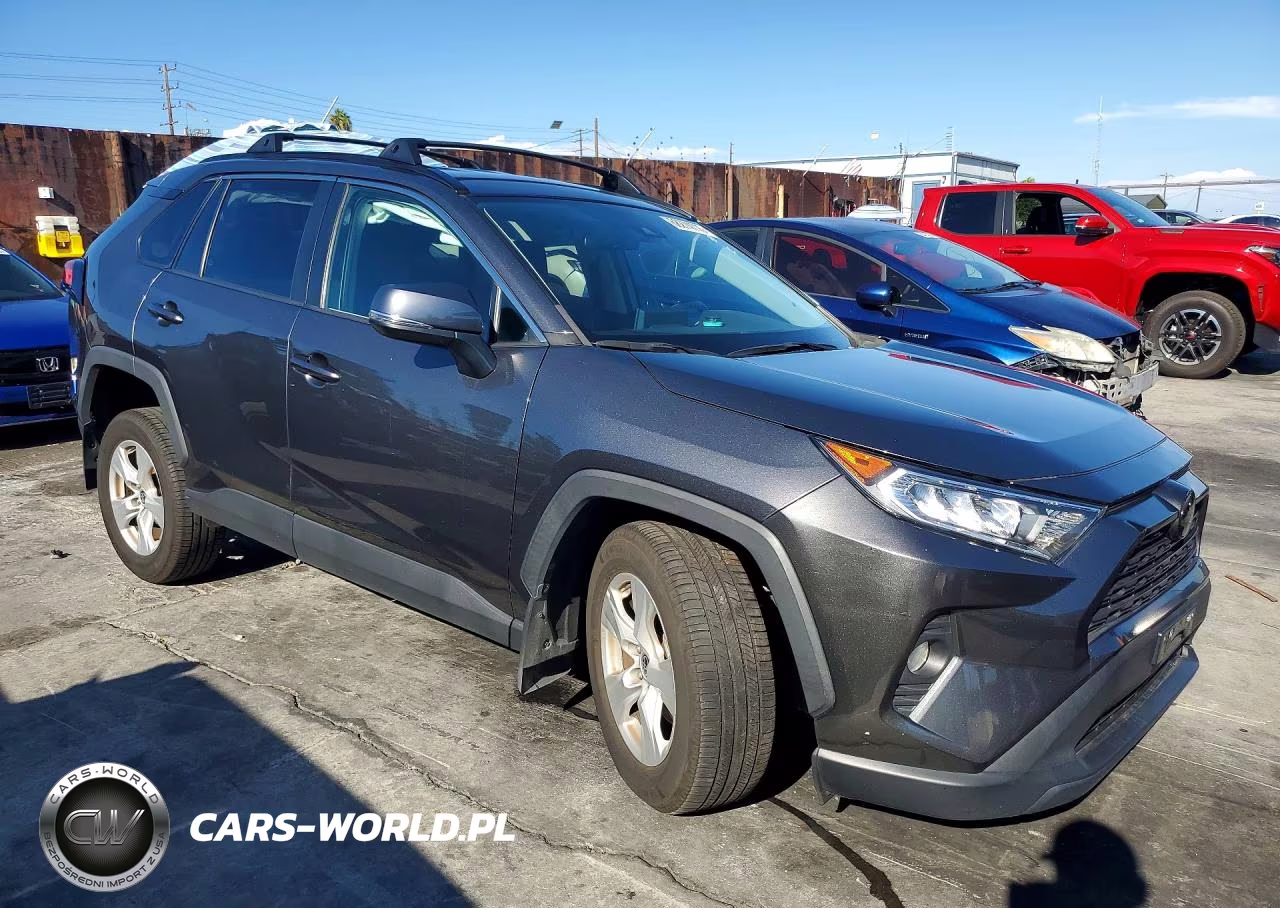 2021 Toyota Rav4 Xle VIN:2T3P1RFV9MC194131 - 4
