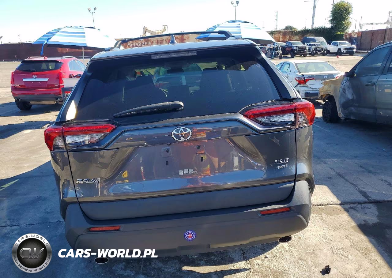 2021 Toyota Rav4 Xle VIN:2T3P1RFV9MC194131 - 6